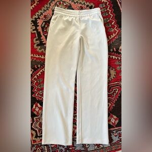 Lululemon Softstreme High-Rise Pant in Bone